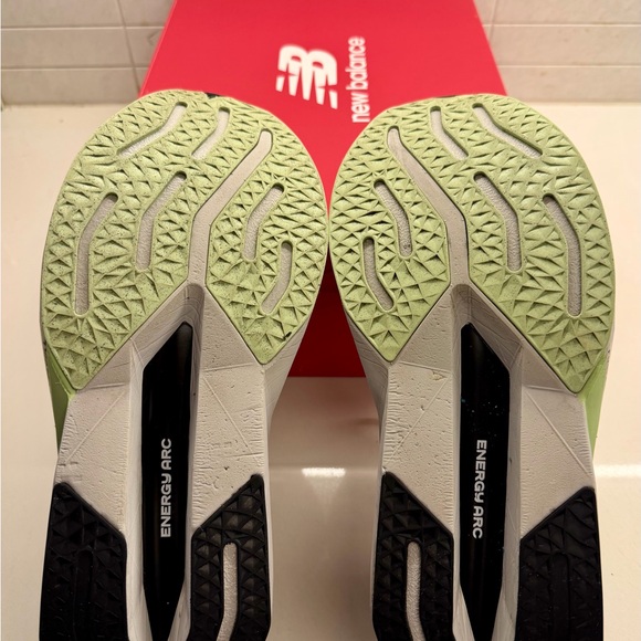 Men’s New Balance FuelCell SuperComp Trainer v3, Size 12, 2E Wide – Lightly Worn - Picture 7 of 8